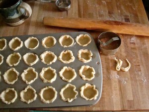 Caramelized Onion, Kale, & Artichoke Tartlets