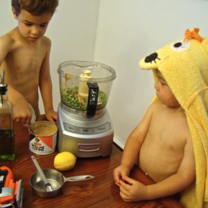 making green pea hummus