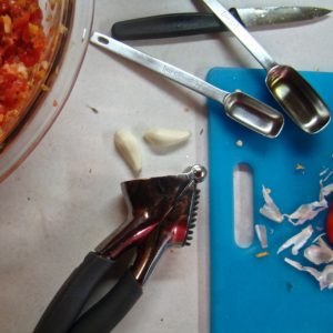 freshly minced garlic