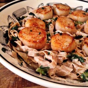 Pan Seared Scallops with Caramelized Onion Alfredo
