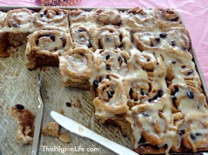 (Make-Ahead) Cinnamon Rolls for a Crowd