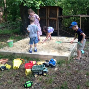 An outdoor dinosaur party to celebrate my five-year-old's birthday.