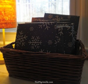 Christmas home tour & DIY rustic Christmas card holder
